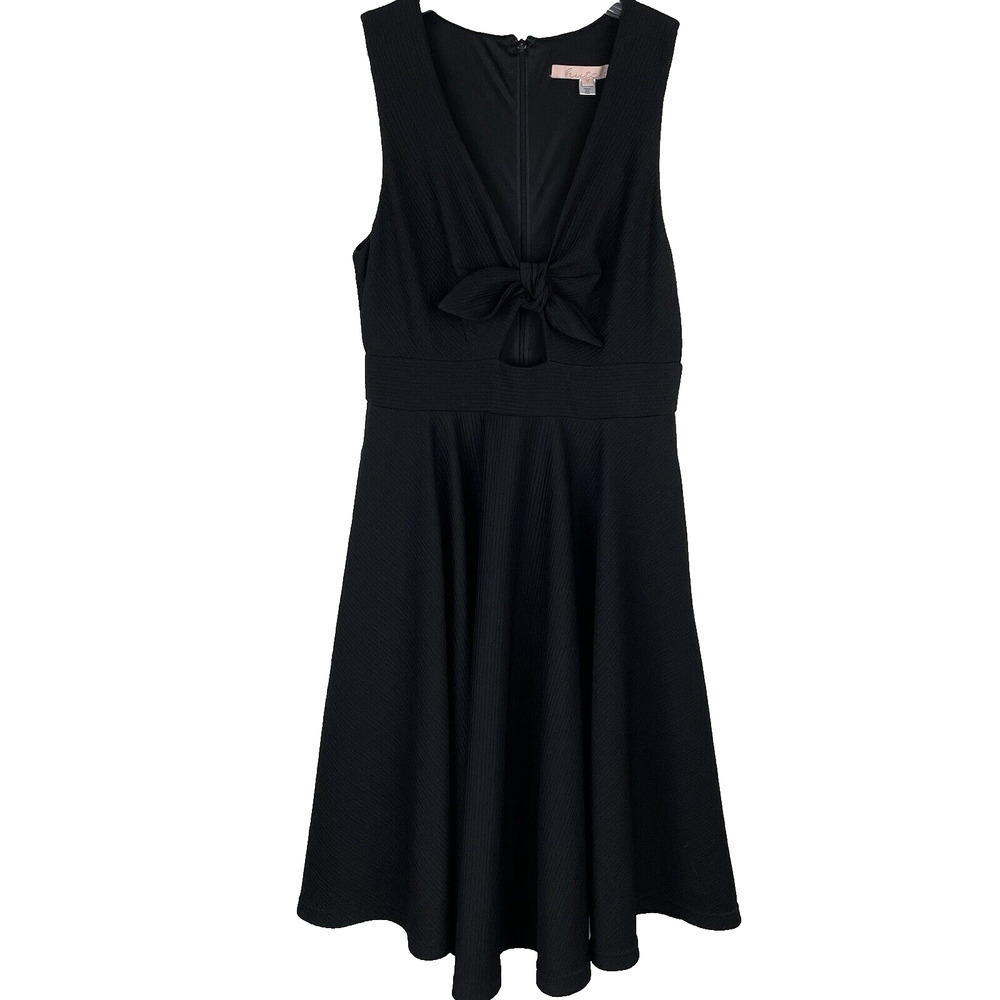 Anthropologie Hutch April Keyhole Dress Size Medium Black Fit and Flare Party